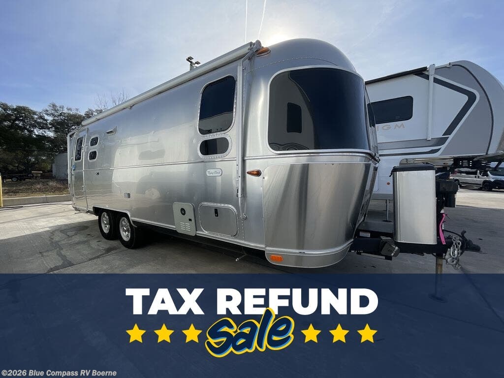 Used 2025 Airstream Flying Cloud 25FB available in Boerne, Texas