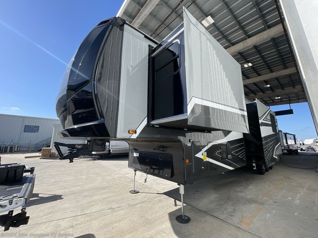 New 2027 Heartland Cyclone 3914 available in Boerne, Texas