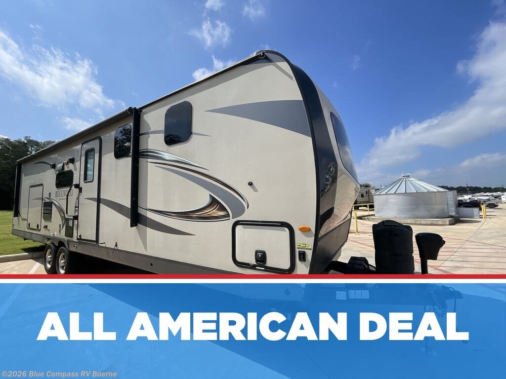 Used 2019 Forest River Rockwood Ultra Lite 2912BS available in Boerne, Texas