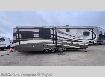 Used 2016 CrossRoads Redwood 38GK available in Seguin, Texas