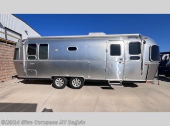 Used 2017 Airstream Flying Cloud 26U available in Seguin, Texas