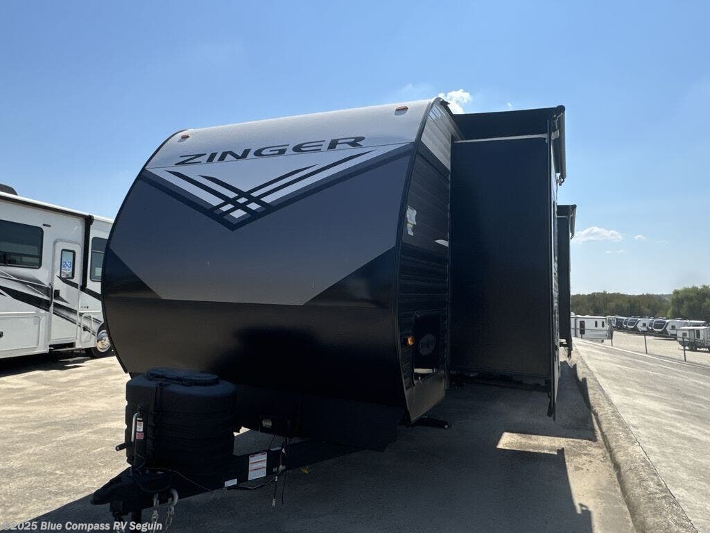 New 2026 CrossRoads Zinger 390DB available in Seguin, Texas