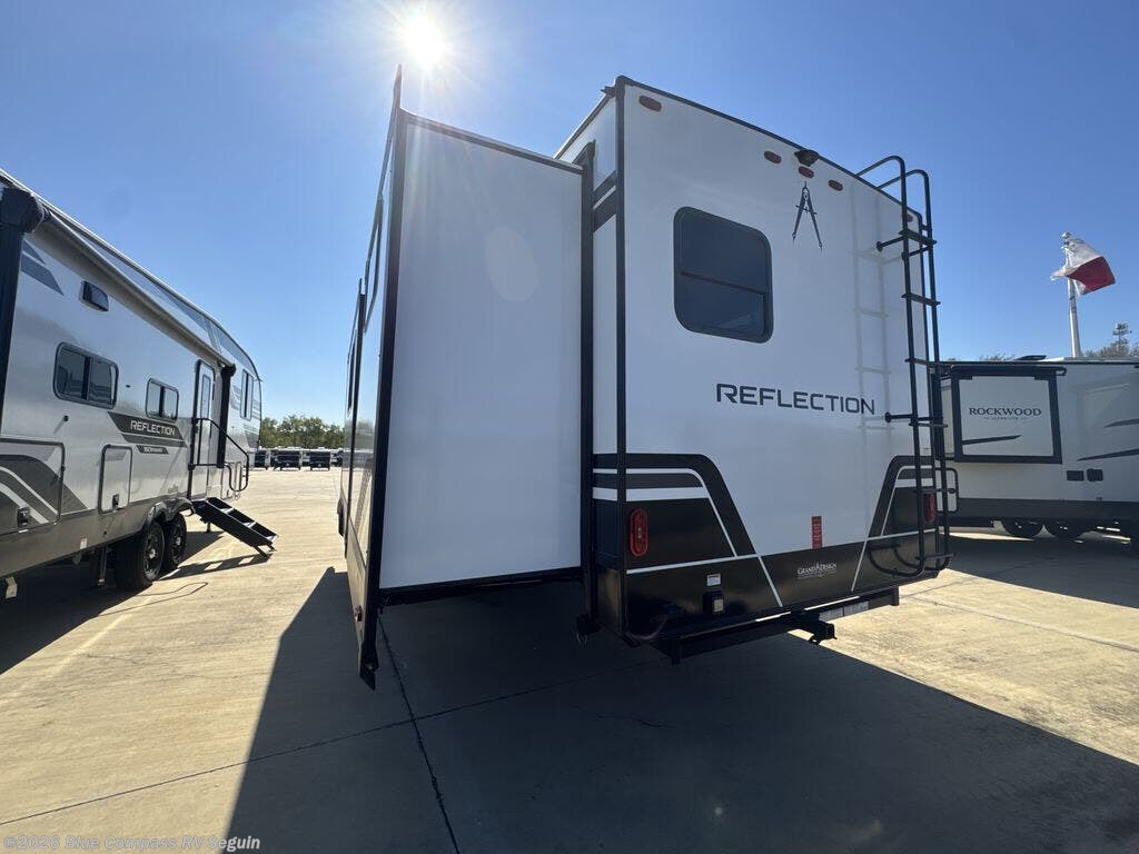 New 2026 Grand Design Reflection 100 Series 32BH available in Seguin, Texas