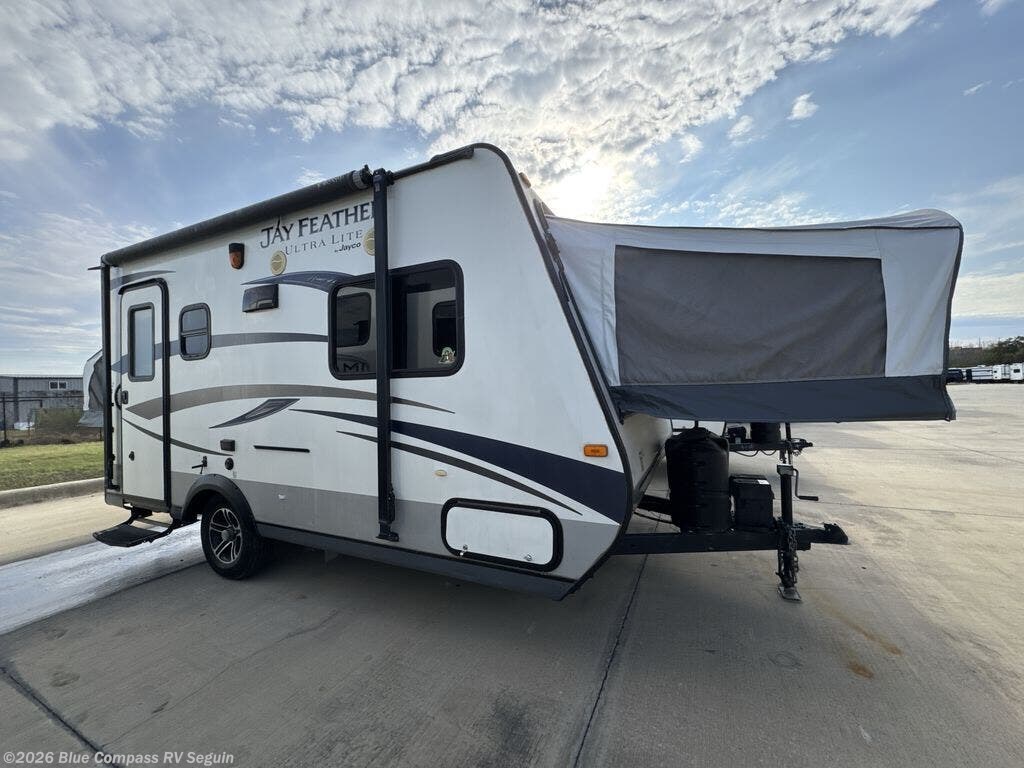 Used 2015 Jayco Jay Feather Ultra Lite X17Z available in Seguin, Texas