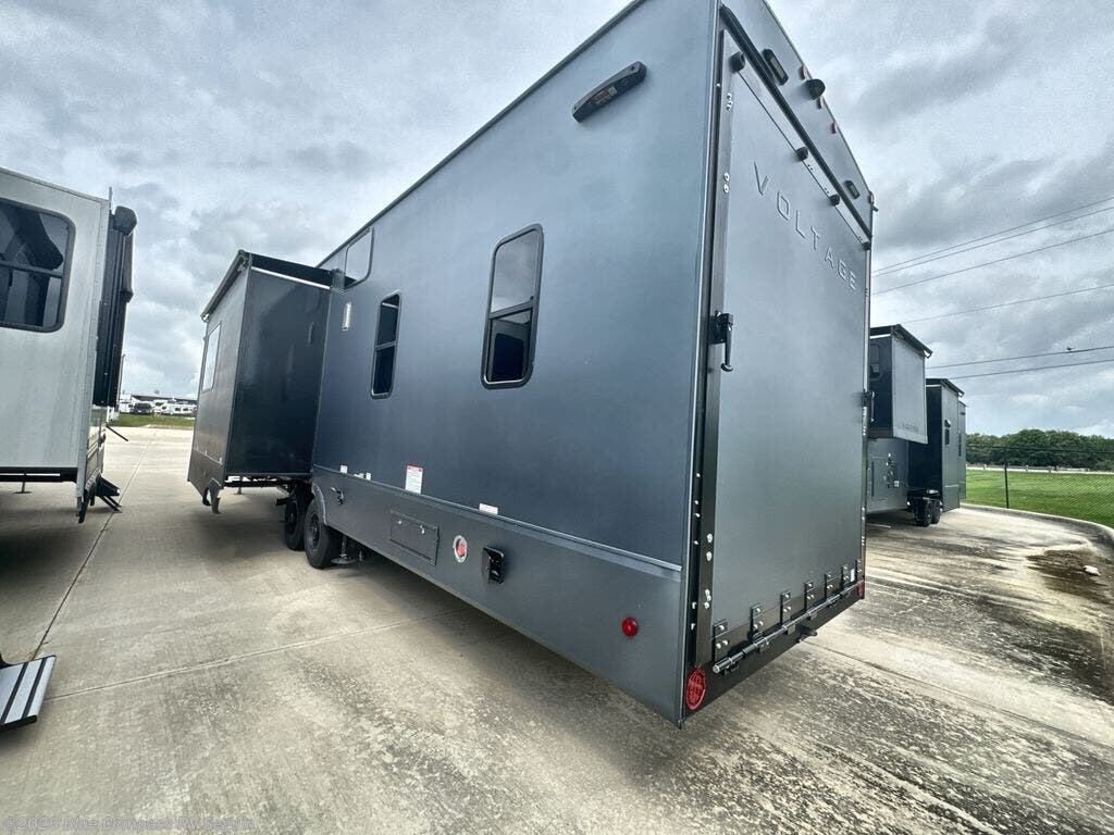 New 2026 Dutchmen Voltage V-Series 3800 available in Seguin, Texas
