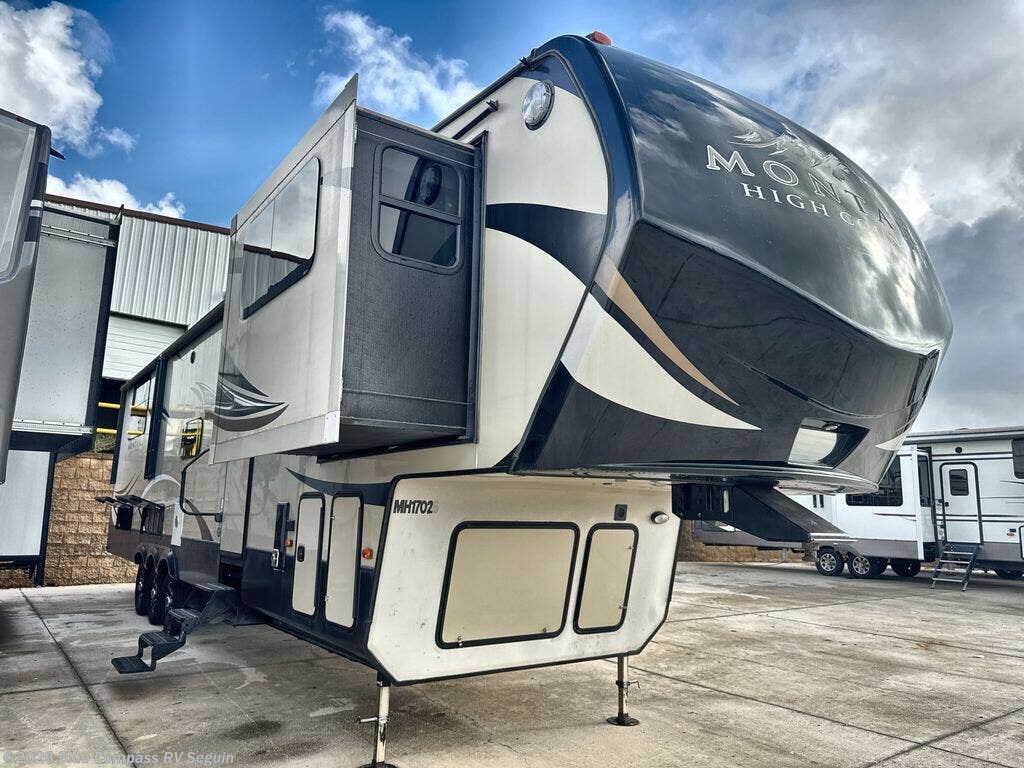 Used 2017 Keystone Montana High Country 380TH available in Seguin, Texas