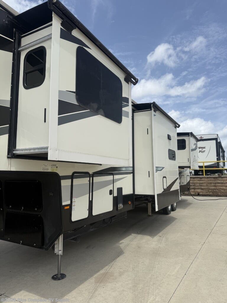 Used 2021 Heartland Big Country 3902 FL available in Seguin, Texas