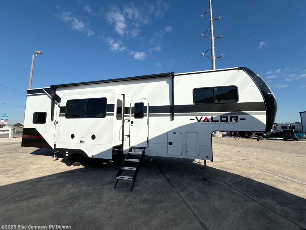 New 2026 Alliance RV Valor All-Access 32A10 available in Denton, Texas