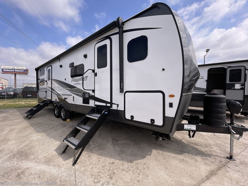 Used 2024 Forest River Flagstaff Super Lite 27BHWS available in Denton, Texas