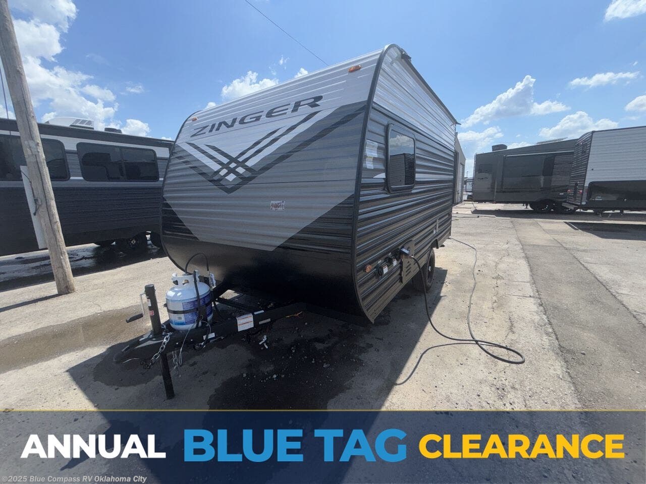 New 2026 CrossRoads Zinger Lite 12BH available in Norman, Oklahoma