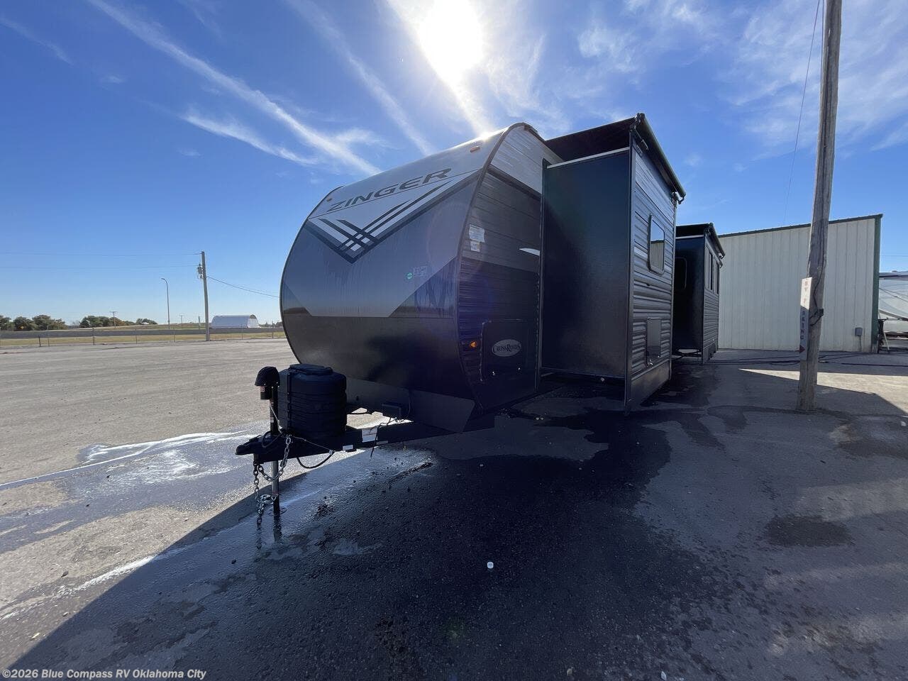 New 2026 CrossRoads Zinger 390DB available in Norman, Oklahoma