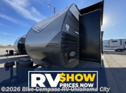 New 2026 CrossRoads Zinger 390DB available in Norman, Oklahoma