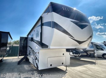 Used 2021 CrossRoads Redwood 4001LK available in Norman, Oklahoma