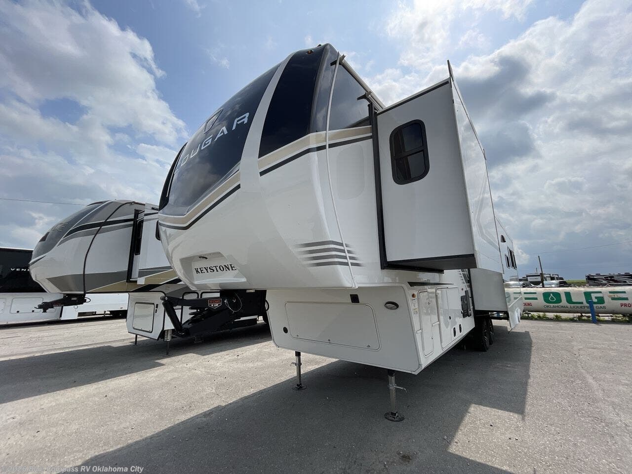 New 2026 Keystone Cougar 320RDS available in Norman, Oklahoma