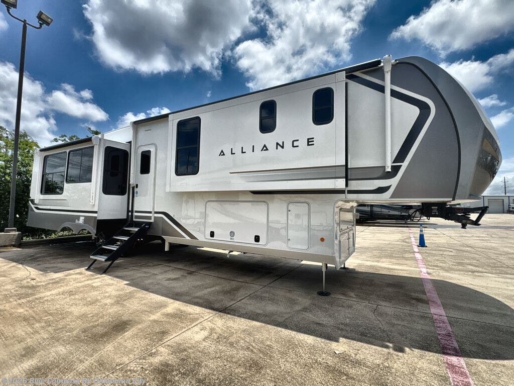 New 2027 Alliance RV Paradigm 382RK available in Norman, Oklahoma