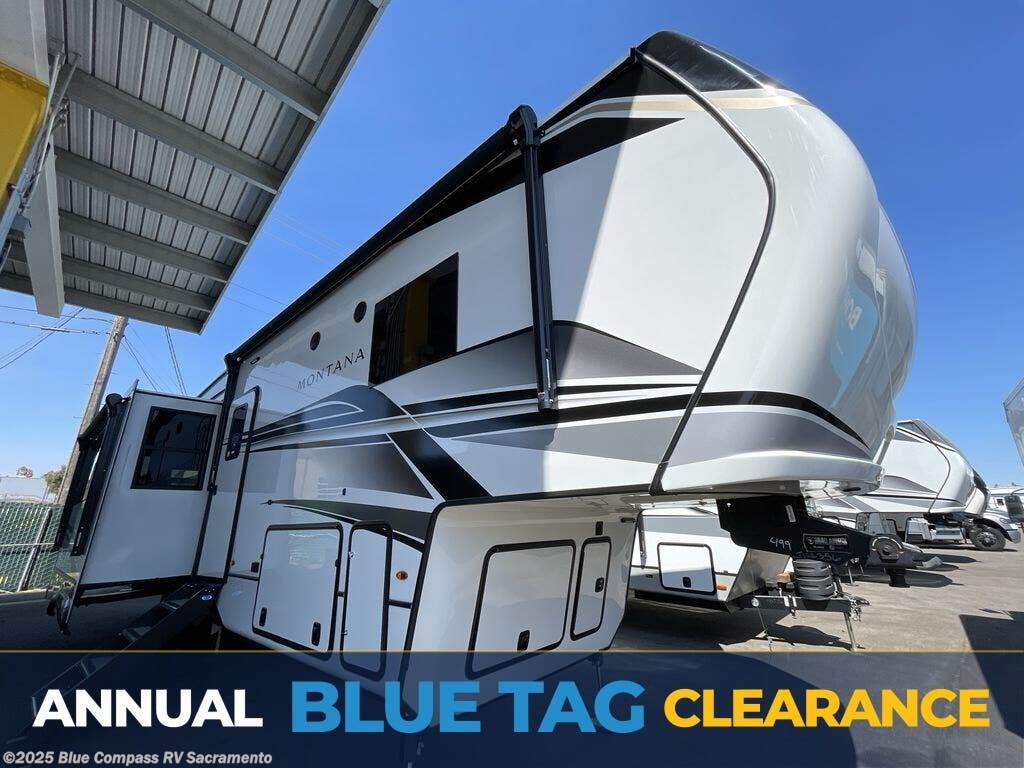 New 2025 Keystone Montana 3123RL available in Rancho Cordova, California
