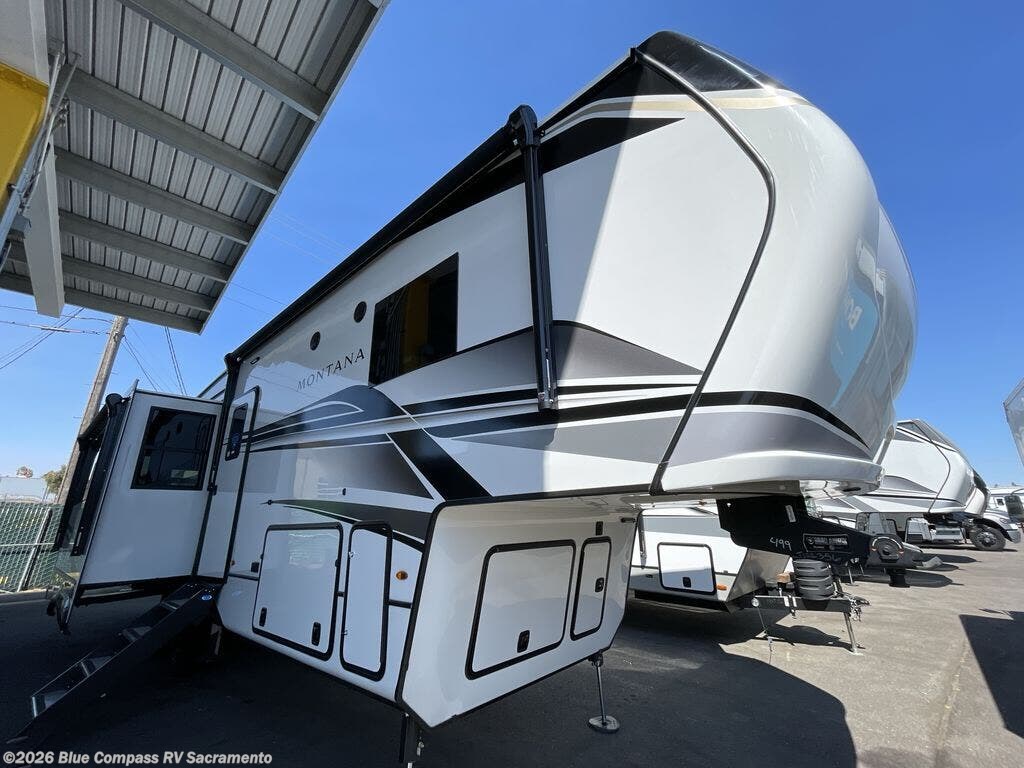 New 2025 Keystone Montana 3123RL available in Rancho Cordova, California
