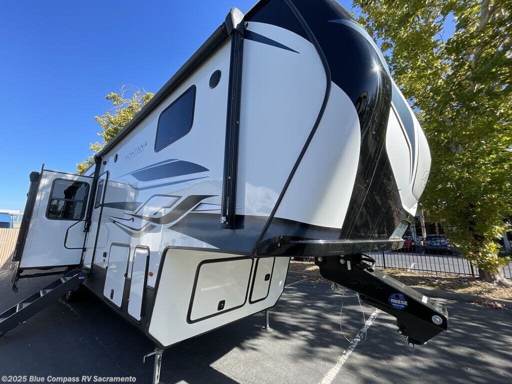 Used 2023 Keystone Montana High Country 335BH available in Rancho Cordova, California