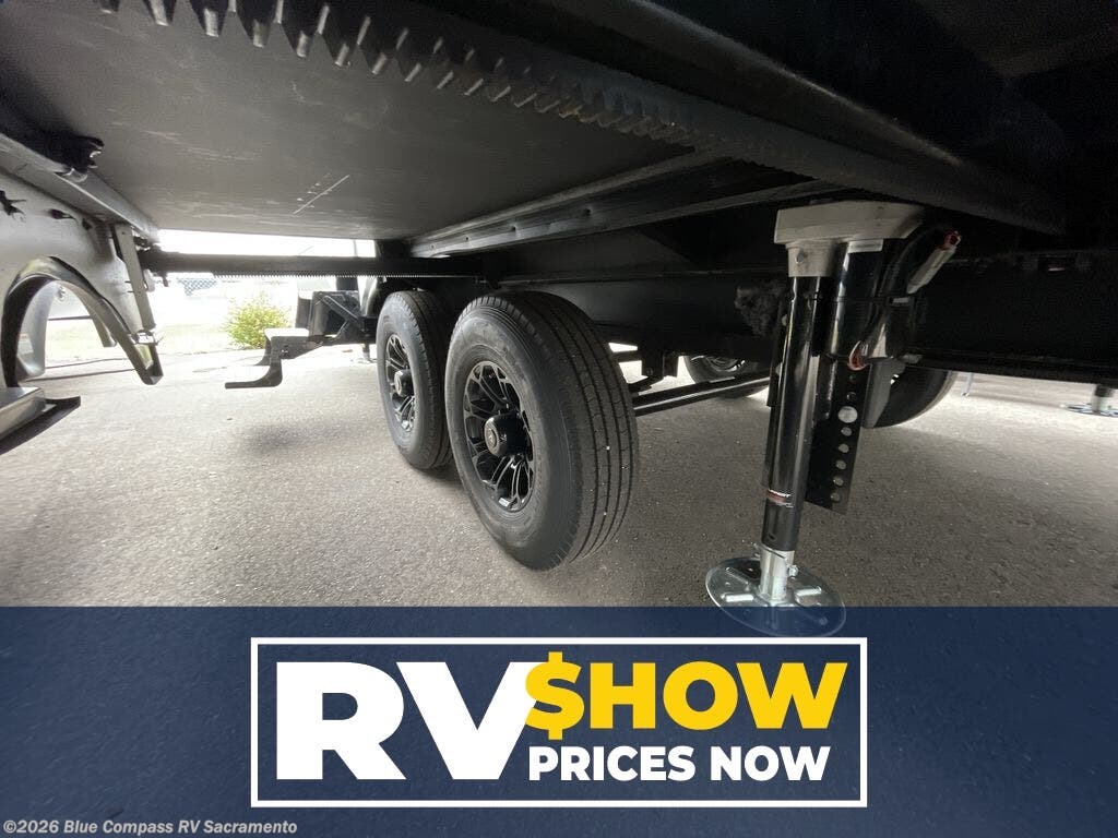 New 2026 Alliance RV Valor All-Access 32A10 available in Rancho Cordova, California