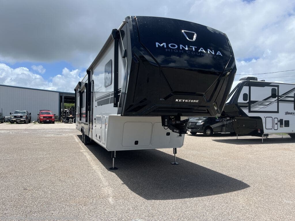 New 2027 Keystone Montana High Country 391TB available in Rancho Cordova, California