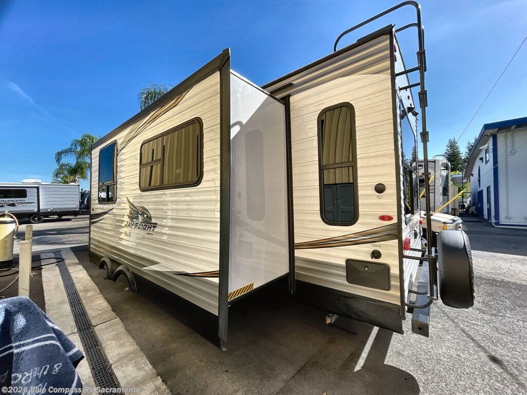 Used 2020 Jayco Jay Flight SLX Western Edition 285RLSW available in Rancho Cordova, California