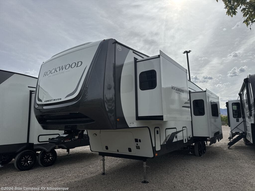 New 2026 Forest River Rockwood Signature 404SRK available in Albuquerque, New Mexico
