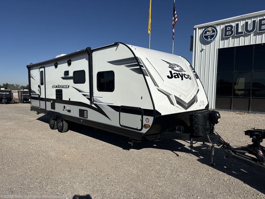 Used 2023  Jayco Jay Feather 25RB by Jayco from Blue Compass RV Albuquerque in Albuquerque, NM