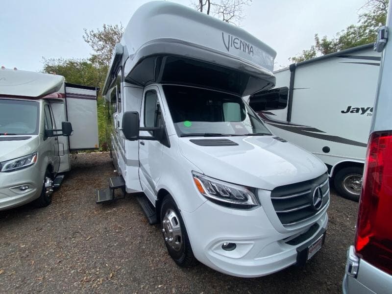 New 2026 Renegade  Vienna 25DLC available in Souderton, Pennsylvania