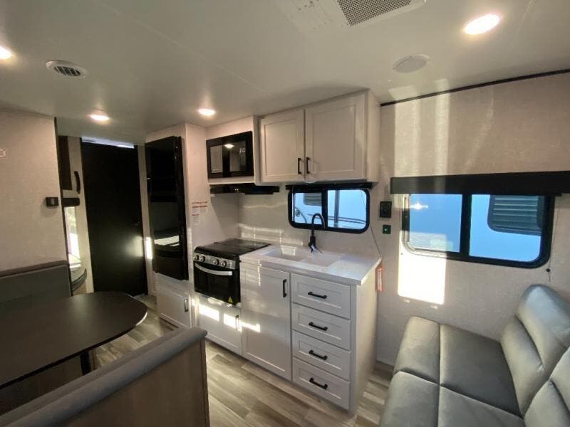 New 2026 Jayco Jay Flight SLX 260BH available in Souderton, Pennsylvania