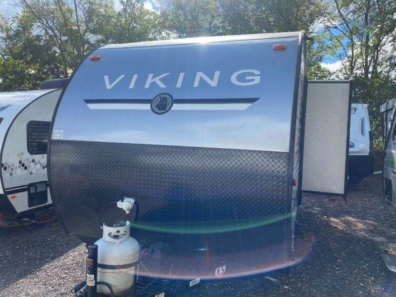 Used 2021  Forest River Viking 17FQS by Forest River from Fretz RV in Souderton, PA