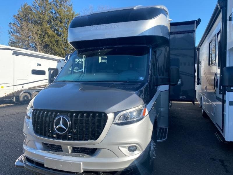 Used 2020 Tiffin Wayfarer 24 TW available in Souderton, Pennsylvania