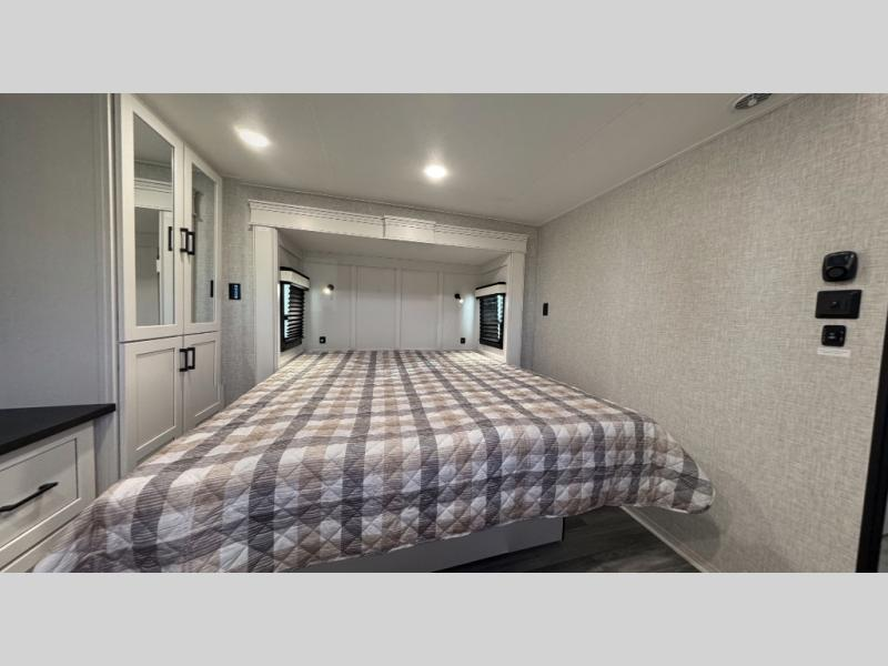 New 2026 Jayco Jay Flight Bungalow 401LOFT DS available in Souderton, Pennsylvania
