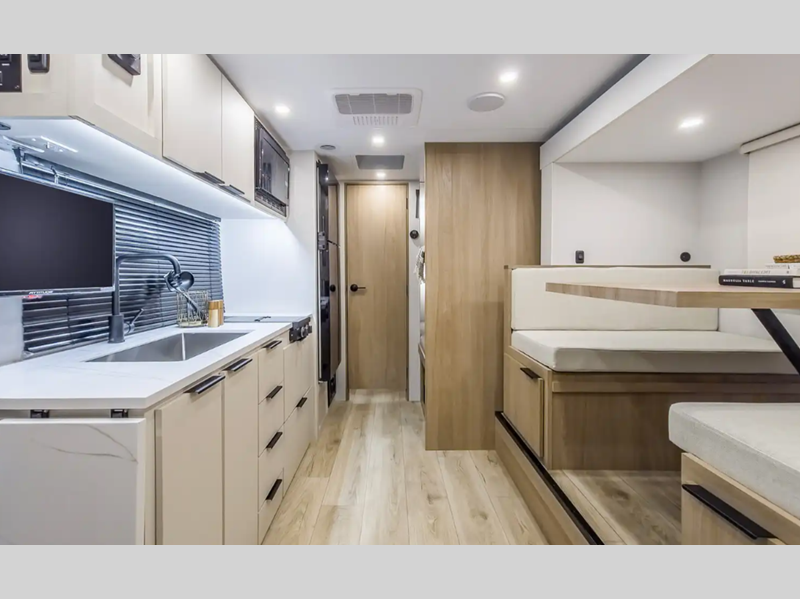 New 2027 Winnebago Micro Minnie 2200MBH available in Souderton, Pennsylvania