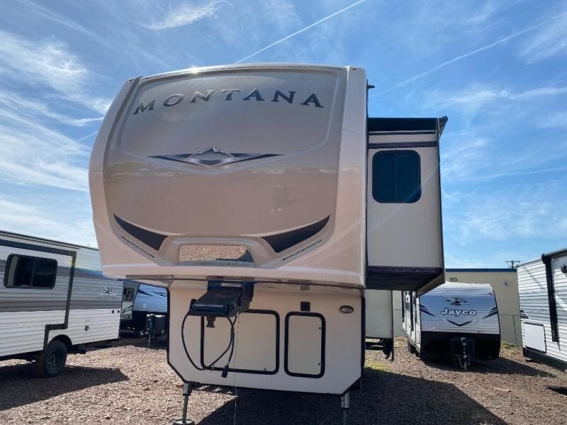 Used 2018 Keystone Montana TRL. available in Souderton, Pennsylvania