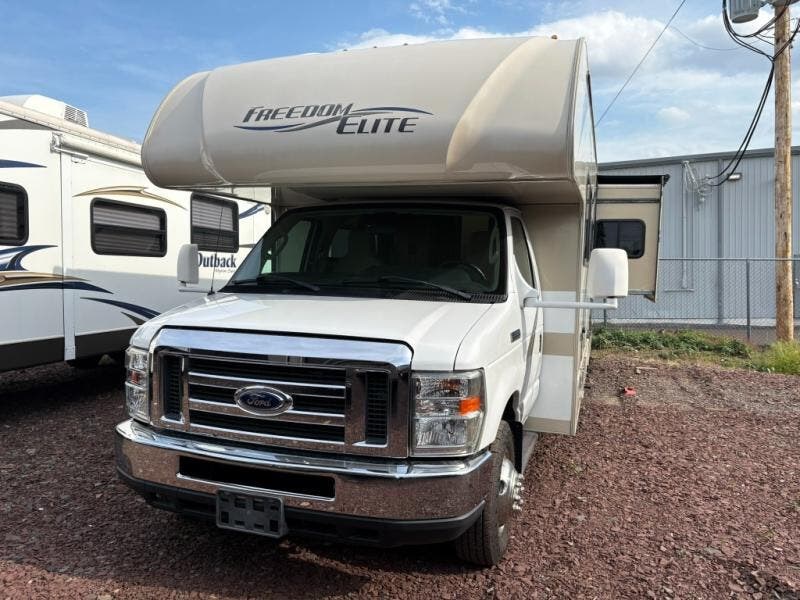 Used 2019 Thor Motor Coach Freedom Elite 26HE available in Souderton, Pennsylvania