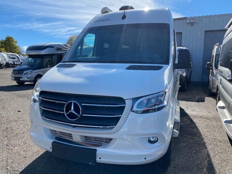 Used 2025  Pleasure-Way Ascent TS  by Pleasure-Way from Fretz RV in Souderton, PA