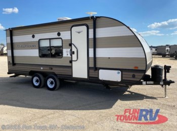 Used 2019 Forest River Wildwood X-Lite 201BHXL available in Cleburne, Texas