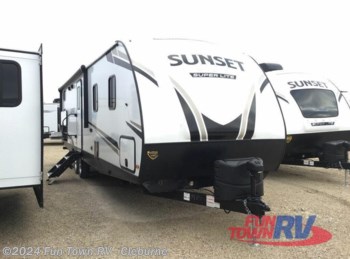 New 2022 CrossRoads Sunset Trail Super Lite 299QB available in Cleburne, Texas