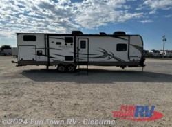 Used 2018 Forest River Rockwood Signature Ultra Lite 8327SS available in Cleburne, Texas