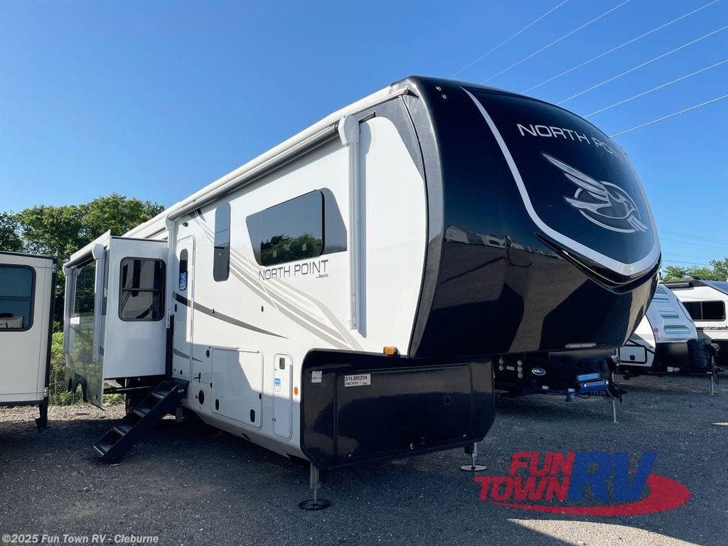 Used 2025 Jayco North Point 390CKDS available in Cleburne, Texas