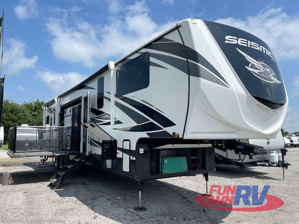 Used 2021 Jayco Seismic 4212 available in Cleburne, Texas