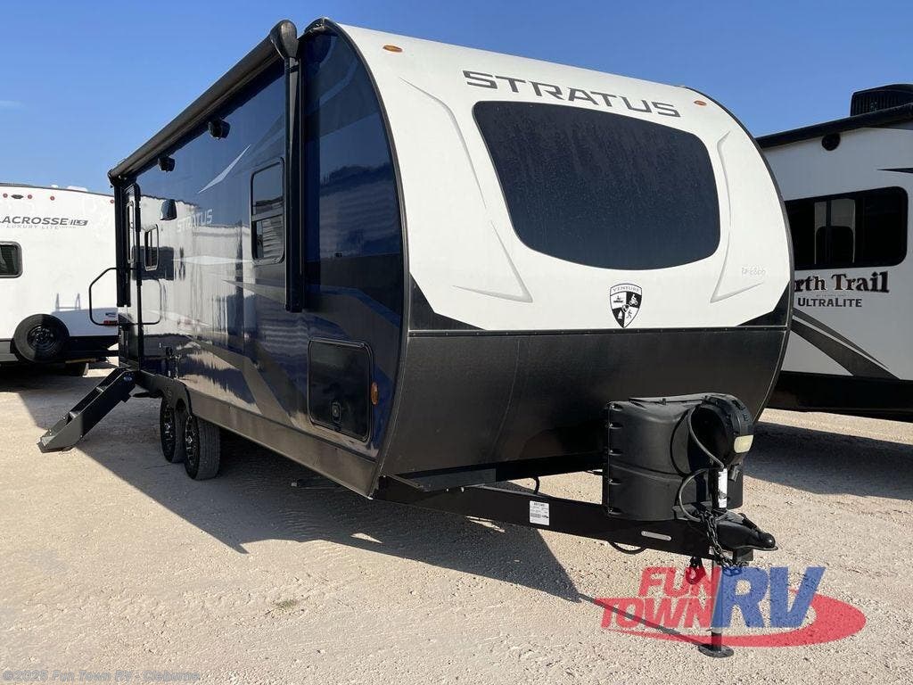 Used 2023 Venture RV Stratus Ultra-Lite SR231VRB available in Cleburne, Texas