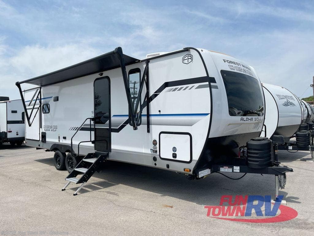 New 2025 Forest River Cherokee Alpha Wolf 25RB available in Cleburne, Texas