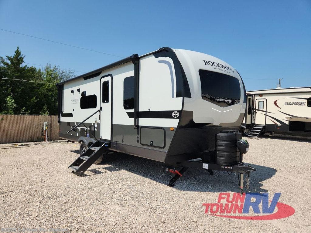 New 2026 Forest River Rockwood Mini Lite 2520BH available in Cleburne, Texas