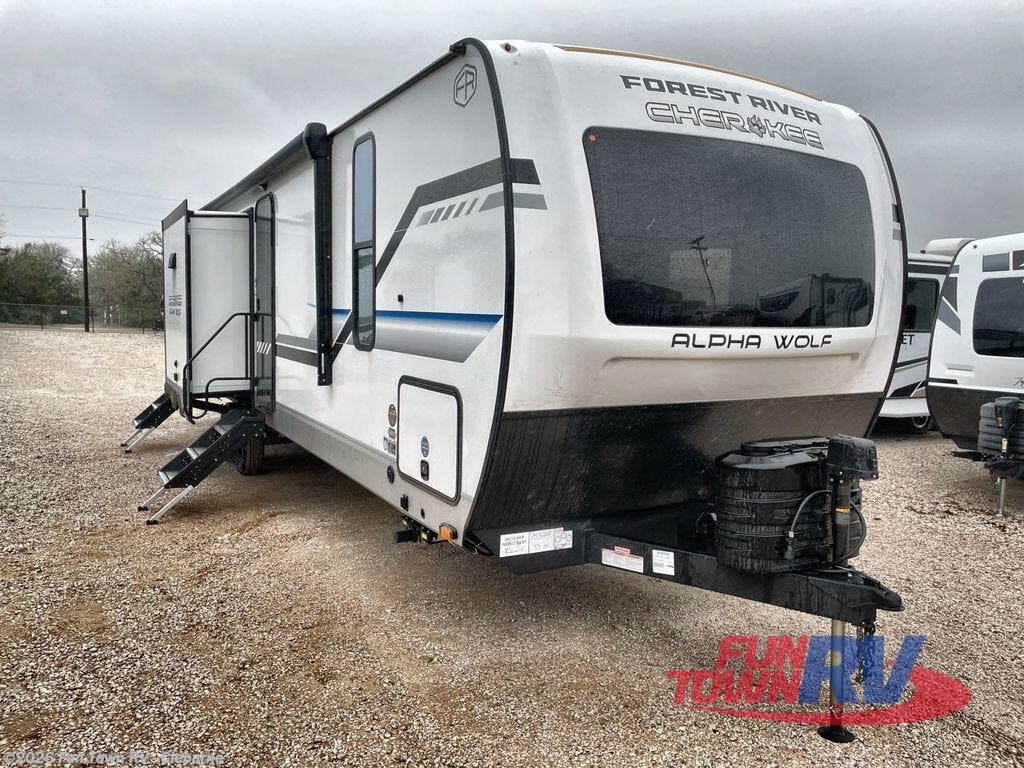 New 2025 Forest River Cherokee Alpha Wolf 33BH available in Cleburne, Texas