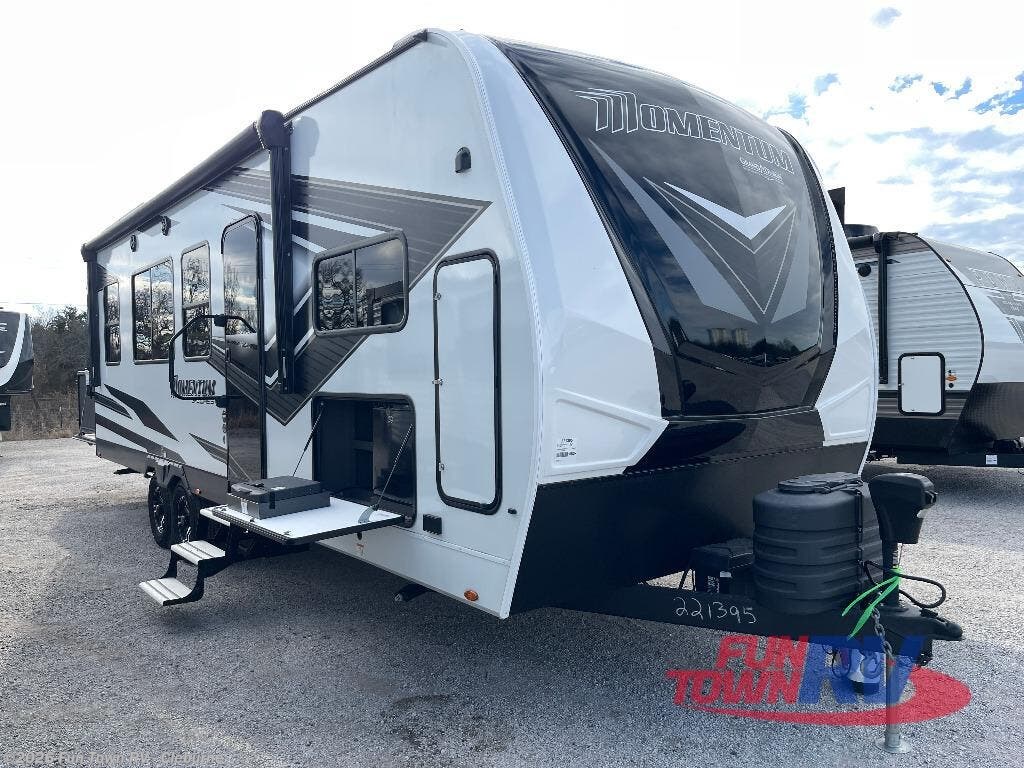 Used 2025 Grand Design Momentum 25G available in Cleburne, Texas