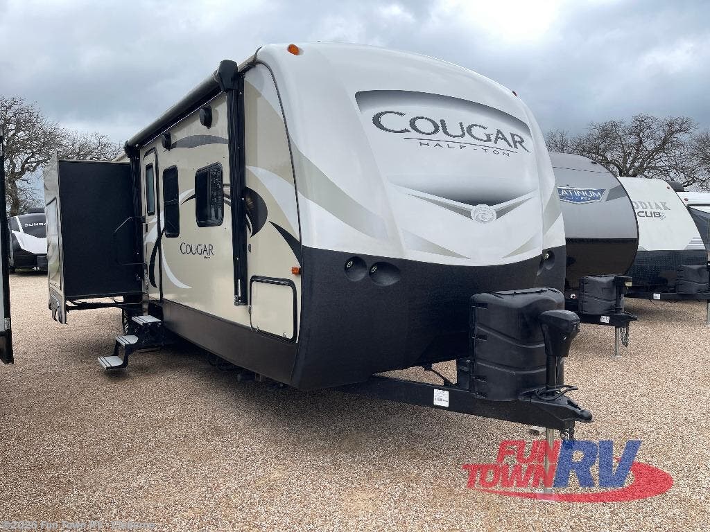 Used 2018 Keystone Cougar X-lite 33MLS available in Cleburne, Texas