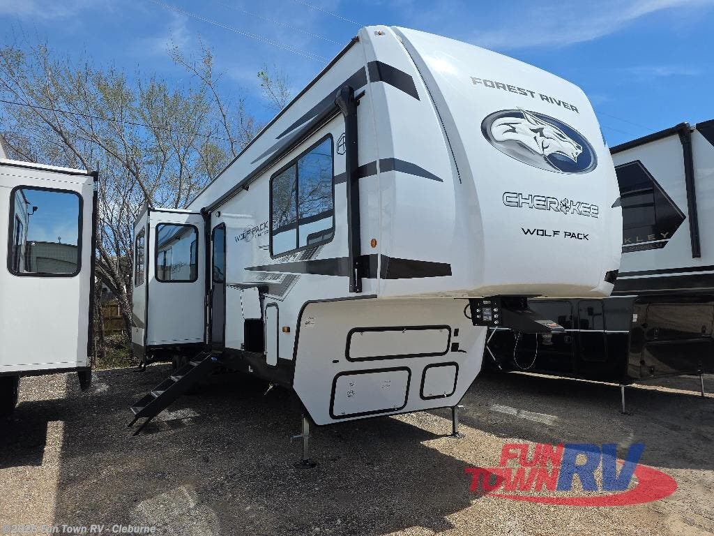 New 2026 Forest River Cherokee Wolf Pack 290PACK13 available in Cleburne, Texas