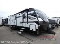 Used 2022 Grand Design Imagine 3250BH available in Brownstown Township, Michigan