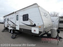 Used 2015 CrossRoads Zinger ZT270RL available in Brownstown Township, Michigan